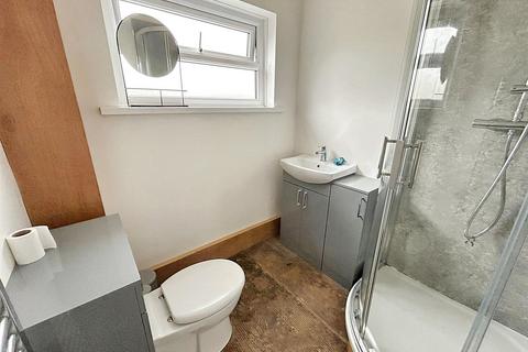 undefined, Maes Piode, Llandybie, Ammanford