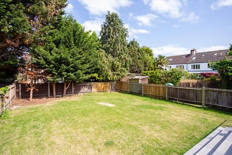 undefined, Derwent Avenue, London, SW15