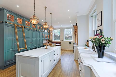 6 bedroom detached house for sale, Scholes Lane, Scholes, Cleckheaton
