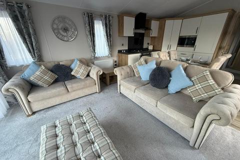2 bedroom lodge for sale, Cheriton Bishop Devon