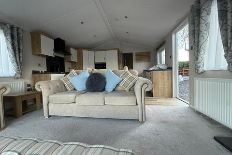 2 bedroom lodge for sale, Cheriton Bishop Devon