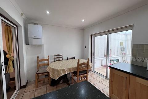 undefined, Victoria Road, Edmonton, London N9