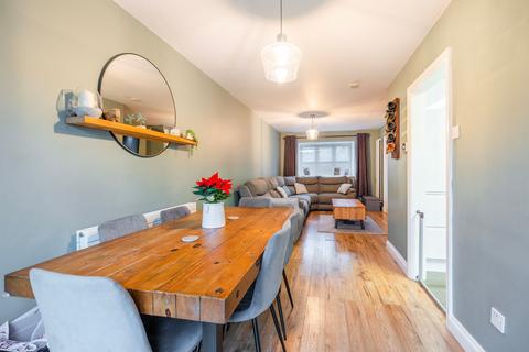 3 bedroom semi-detached house for sale, Elm Close, Mulbarton