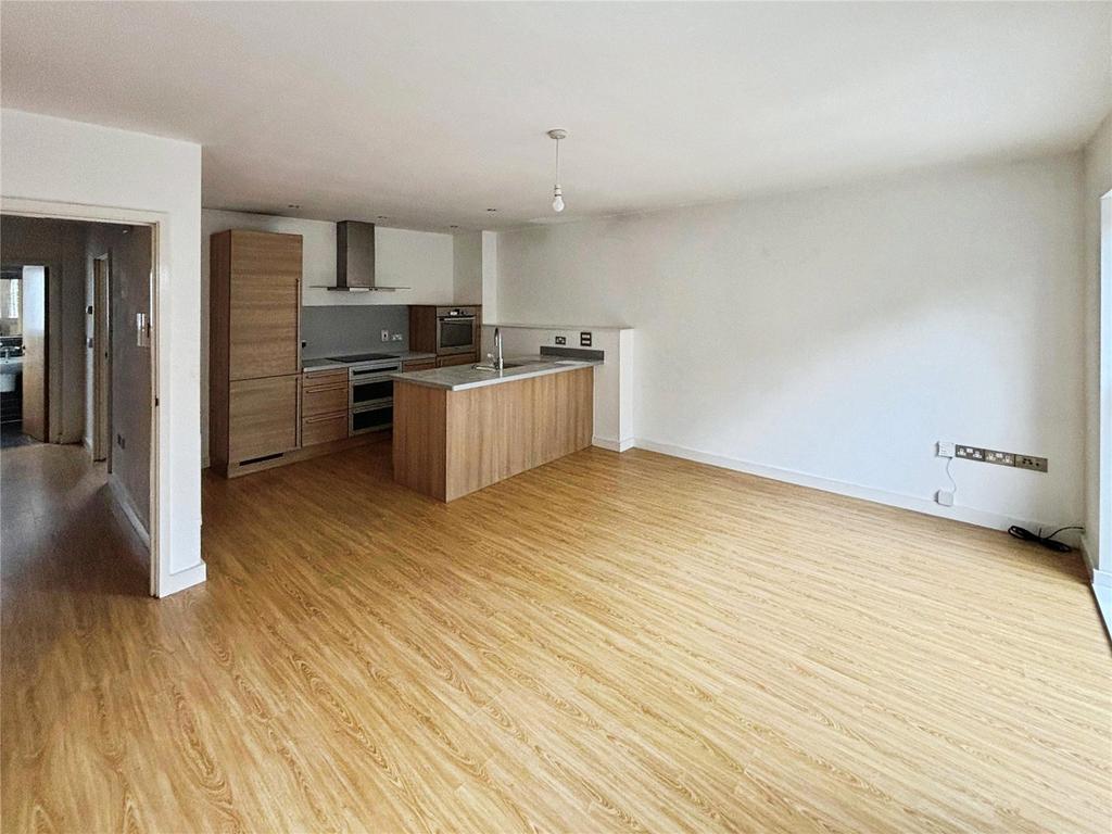 Lounge/Kitchen
