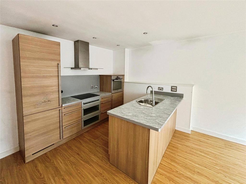 Lounge/Kitchen