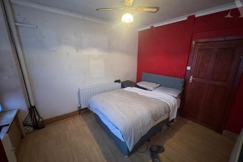 4 bedroom end of terrace house for sale, Sladefield Road, Birmingham, West Midlands