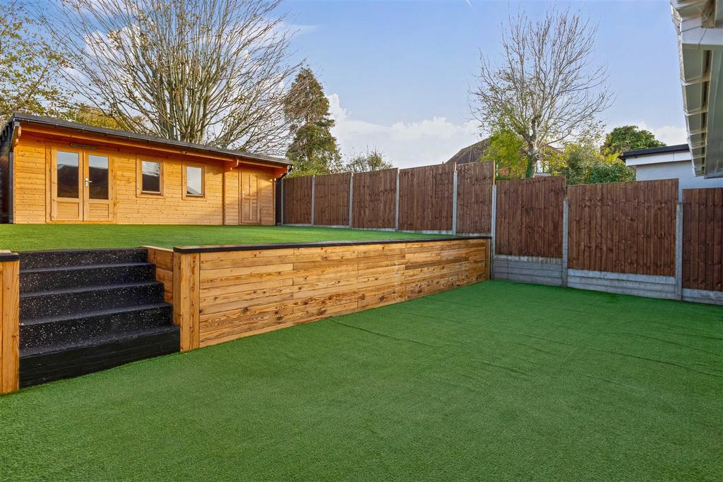 Findon rd 12.jpg