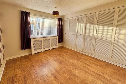 undefined, Caldene Avenue, Bradford BD12