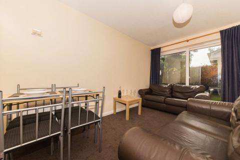 4 bedroom house to rent, Kemsing Gardens, Canterbury