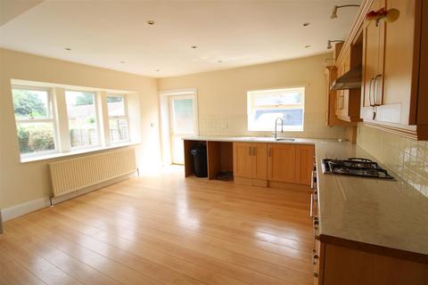 undefined, Halifax Road, Huddersfield HD3