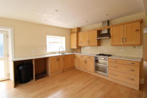 undefined, Halifax Road, Huddersfield HD3