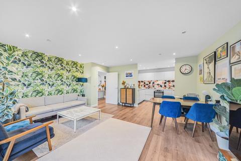 3 bedroom apartment for sale, Residence Tower, Woodberry Grove, N4