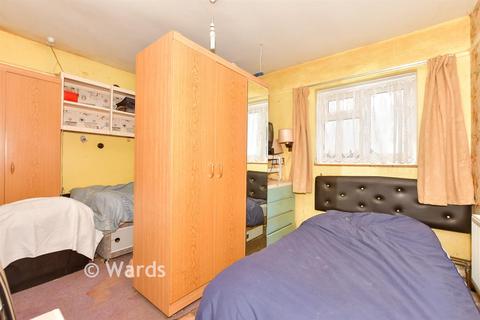 3 bedroom semi-detached house for sale, St. Nicholas Road, Littlestone, New Romney, Kent