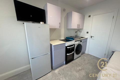 undefined, Floriston Avenue, UXBRIDGE UB10