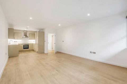 2 bedroom apartment for sale, Clifton Walk, London