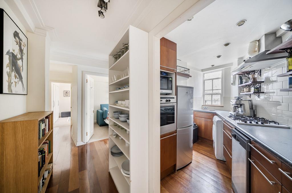 1384291 11 692446...