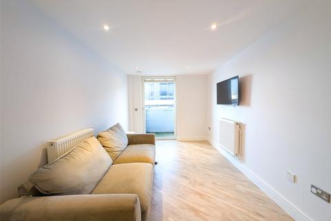 3 bedroom apartment to rent, Jubilee Court, London SE10