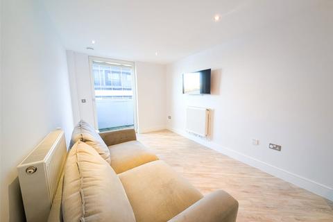 3 bedroom apartment to rent, Jubilee Court, London SE10