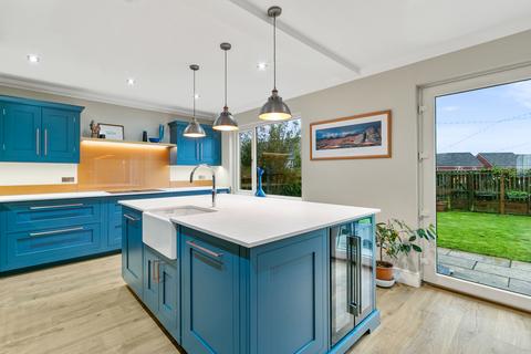 5 bedroom detached house for sale, Hillcrest Square, Shieldhill, FK2