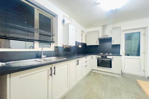 Terraced house to rent, Camden Gardens, Thornton Heath, CR7