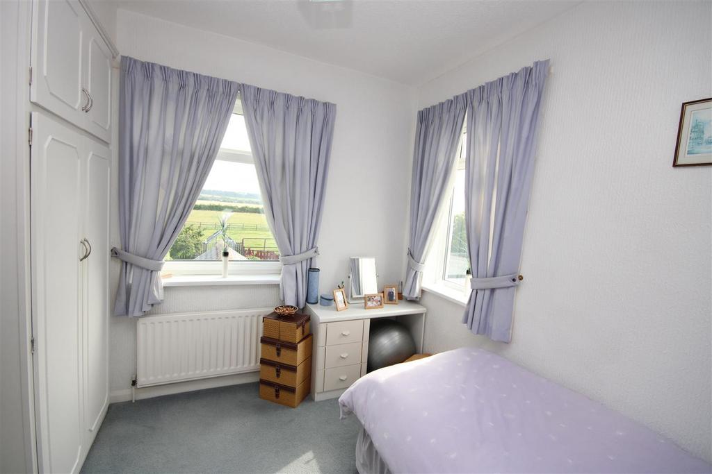 Bedroom 3 (Rear)