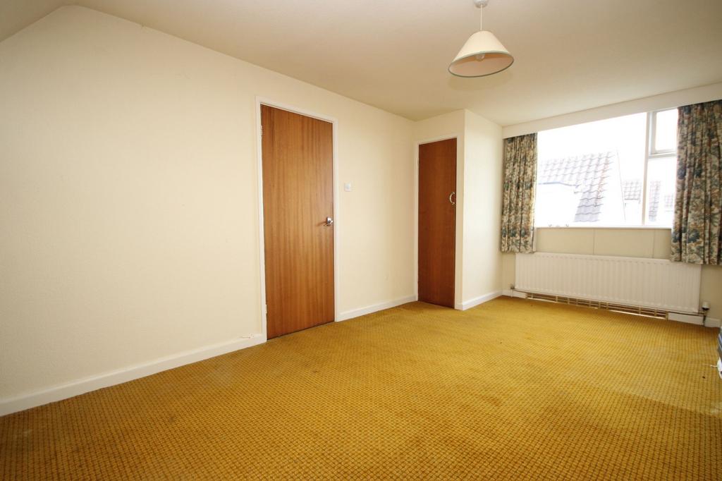 Bedroom 2 (Rear)