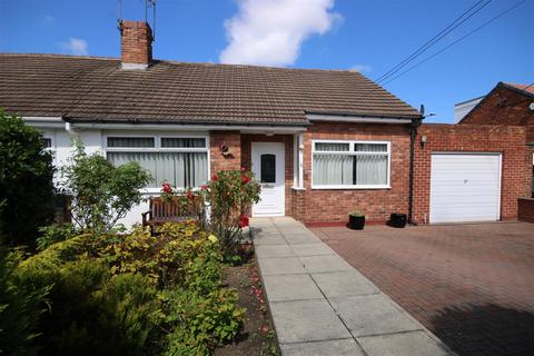 2 bedroom semi-detached bungalow for sale, Ravensbourne Avenue, East Boldon