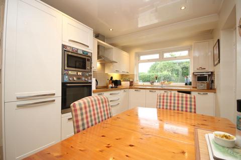2 bedroom semi-detached bungalow for sale, Ravensbourne Avenue, East Boldon, NE36