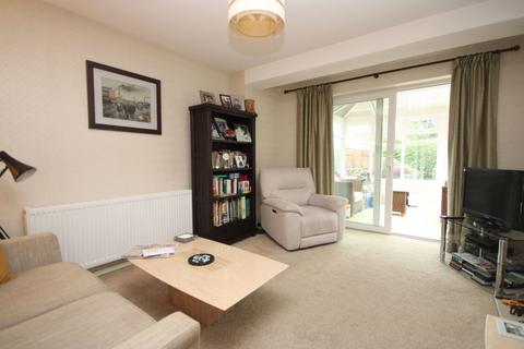 2 bedroom semi-detached bungalow for sale, Ravensbourne Avenue, East Boldon, NE36