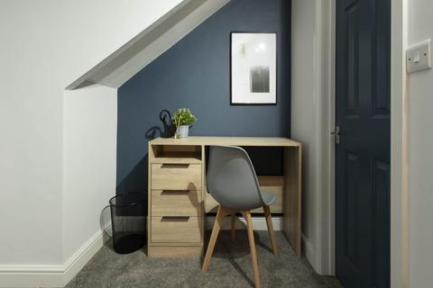 1 bedroom in a house share to rent, Clarence Street, Leeds LS13