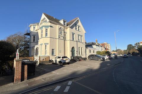 undefined, Flat 9, 13 Boscombe Spa Road, Bournemouth, Dorset BH5 1AW