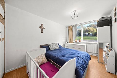 undefined, Holden Road, London, N12