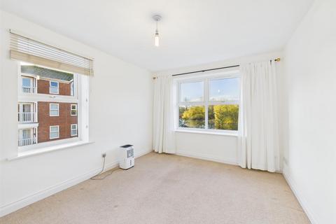 1 bedroom flat for sale, Whinchat, Aylesbury HP19