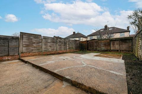 2 bedroom flat to rent, Burnley Road, London NW10