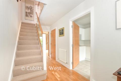 undefined, St. Andrew's Close, Brighton BN1