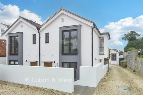 undefined, St. Andrew's Close, Brighton BN1