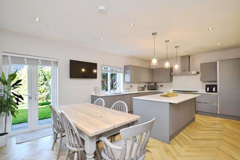 4 bedroom detached house for sale, Brecon LD3