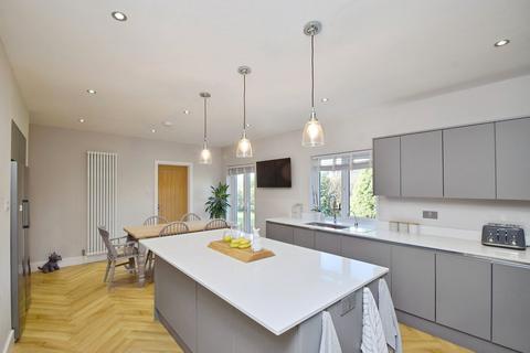 4 bedroom detached house for sale, Brecon LD3