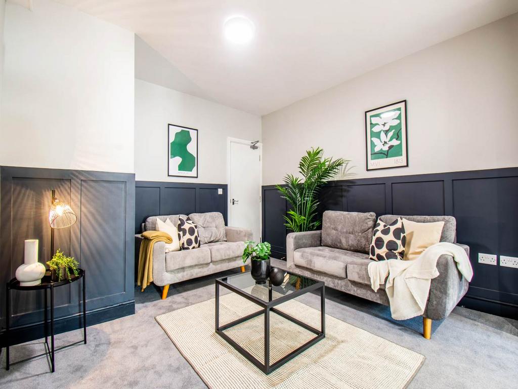 24 Grovehall Drive L