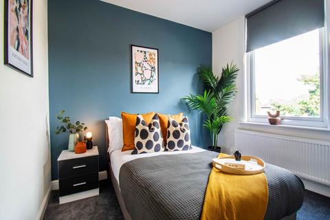 1 bedroom in a house share to rent, Grovehall Drive (room 2), West Yorkshire LS11