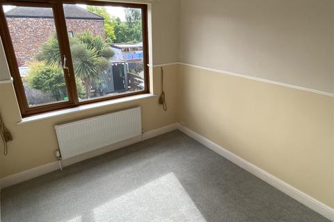 2 bedroom end of terrace house to rent, Oxford Road, Goole