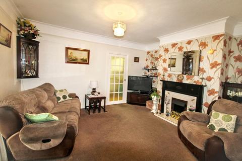 2 bedroom semi-detached bungalow for sale, Firtree Avenue, Walkerville, Newcastle upon Tyne, Tyne and Wear, NE6 4TB