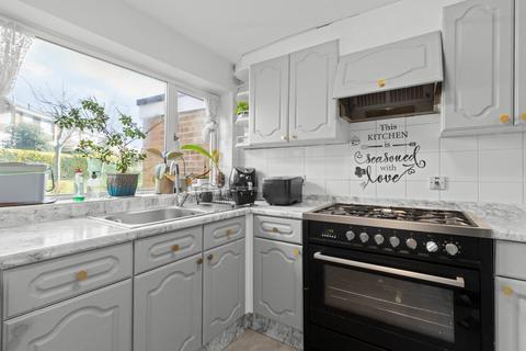 undefined, Glynde Close, Newhaven
