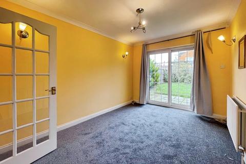 undefined, Hetherington Close, Slough SL2