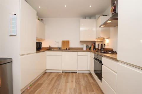 undefined, Morris Road, Bath BA2
