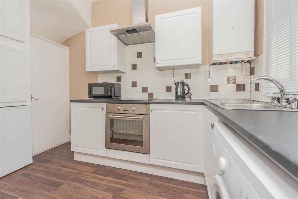 Fitted Kitchen: