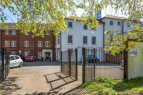 Studio for sale, Weston Green Road, Thames Ditton, KT7
