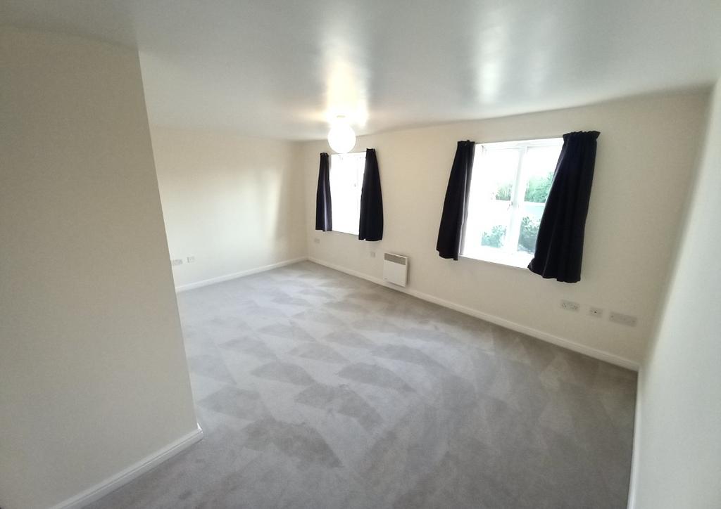 Bedroom pic 3