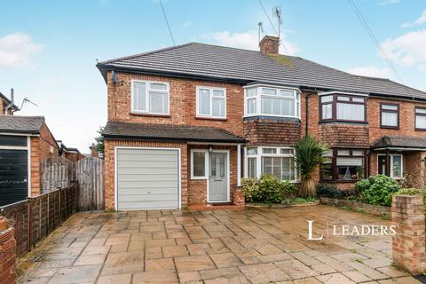 4 bedroom house to rent, Havers Avenue, Hersham, KT12