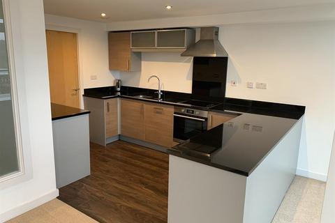 3 bedroom apartment to rent, Valley Mill, Elland, HX5 9GY